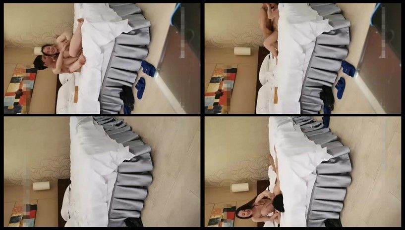 眼镜男深夜探花约了个马尾少妇，口交各种舔大力猛操呻吟娇喘，很是诱惑喜欢不要错过�