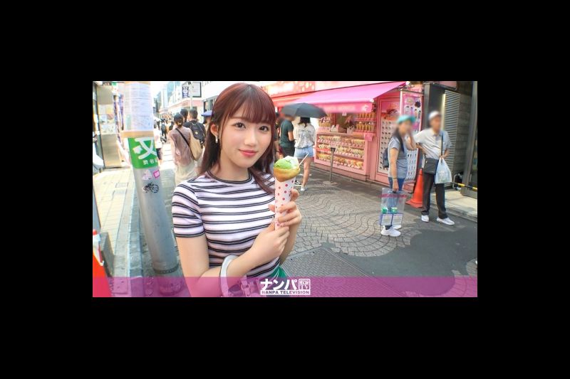 认真的柔软，第一枪。2015年的比萨店店员带着可爱的笑容！G -Cup炸弹丰满的女孩在爆炸之前因挫败感！呢与我的男朋友秘密解决性欲！呢�
