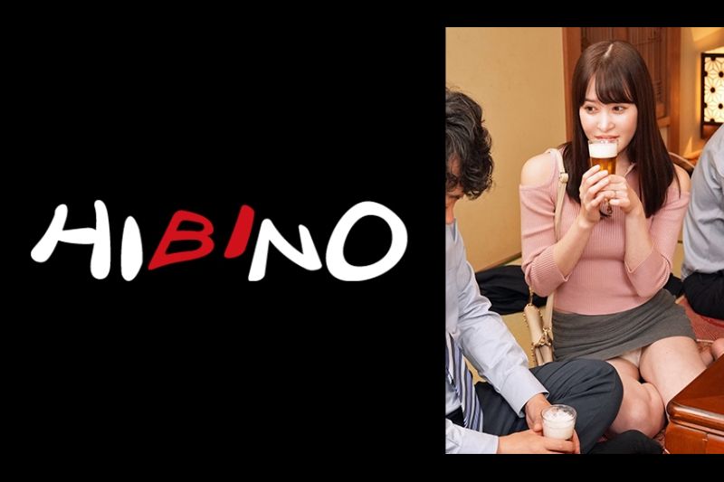 Keisa ka与他的初恋女人一起在校友协会宴会厅旁边的房间里�