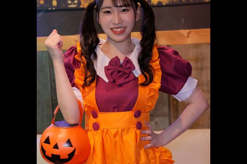逆転マジックミラー号 渋谷ハロウィン编 「コスプレ女子えりかのSEXをナマで见たくないですか？」大人数に见られているとは知らずに激イキ姿を大胆に披露！�