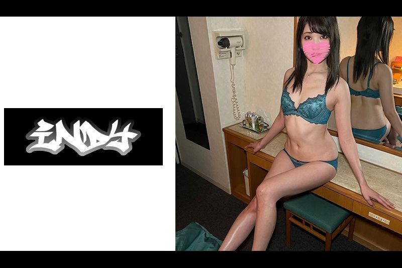 【素人个撮】専门学生の女子とハメ撮り_スレンダーな女体に孕ませ中出しSEX※颜面に大量ぶっかけ