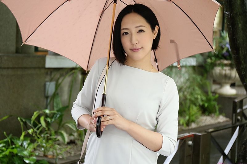 上原友里 1�
