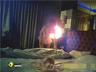 素人投稿第七发-99年次兔女郎妹子骚劲十足!!!�