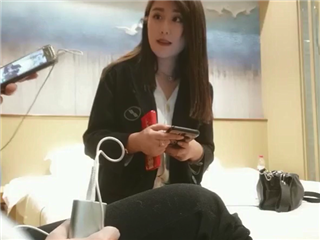 斯文眼镜男酒店网约女神范大美女啪啪�