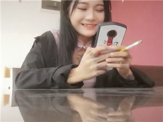 小哥炮击兼职学生妹�