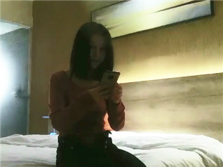 超漂亮红色奶罩美少妇与粉丝宾馆大战�