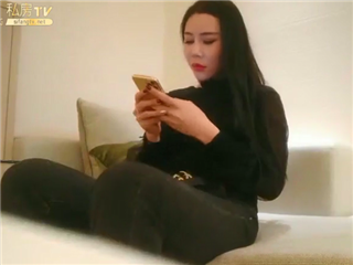 广东男高价网约丰满性感的大胸美女啪啪�