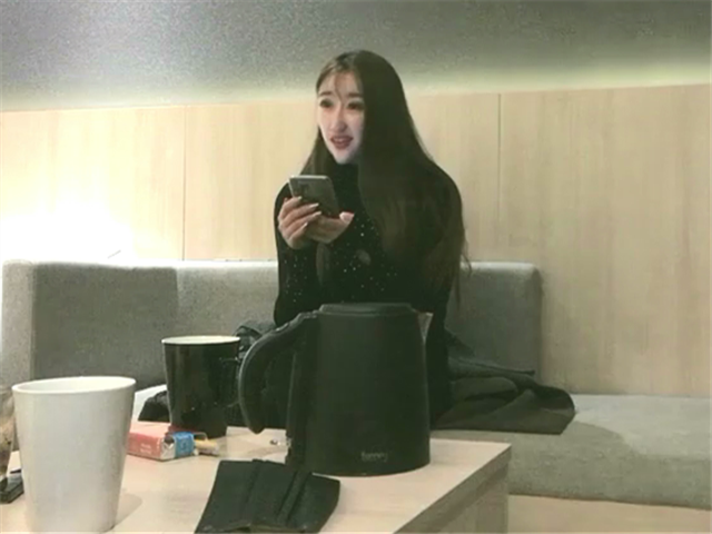 5000网约高端外围小姐姐，笑容甜美�