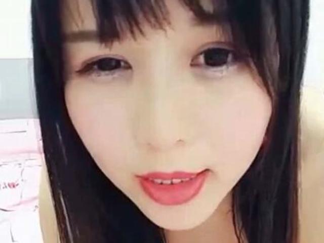 骚浪老婆夫妻啪啪秀,呻吟诱人�