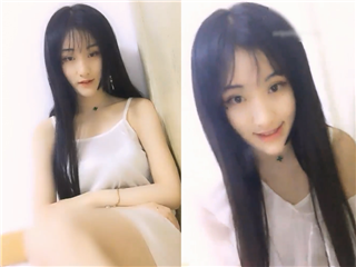 高颜值明星脸，神似郑爽大学美女�
