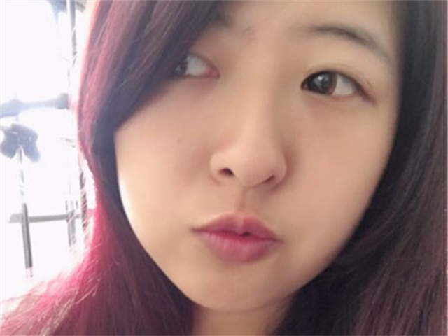 超级大胸健身美女喝多了�