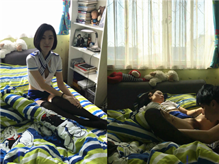 票亮美友大中午穿着性感黑丝空姐服给男友惊喜�