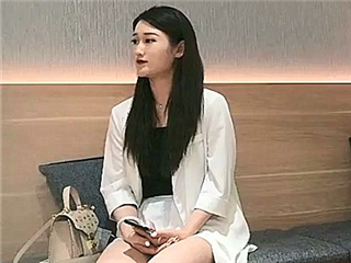 午夜寻花白衣长发妹子�