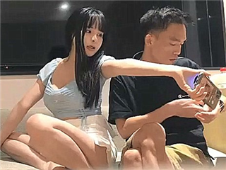 午夜寻花肉肉身材极品大奶妹�