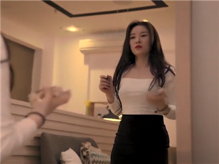 约炮美丽女同事�