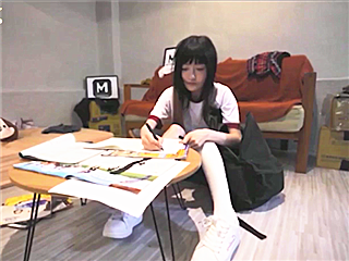 女高中用肉提偿还�