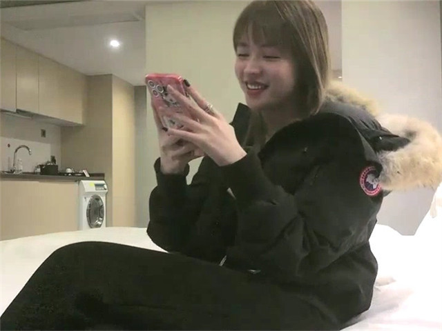 [李寻欢呀]约啪黄头发美女�