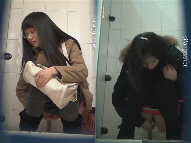 车站女厕里的摄像头
