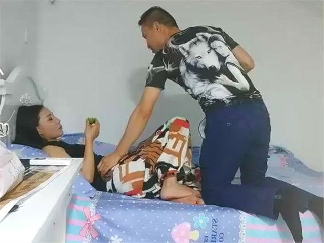 91李公子新秀约了个少妇在家里啪啪�