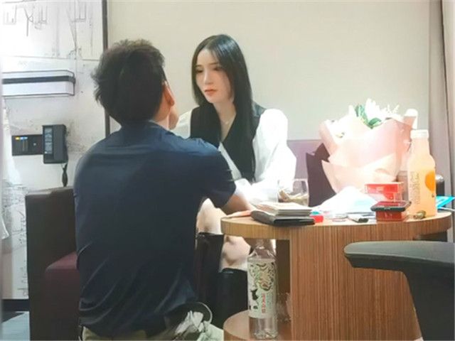 91沈先森嫖娼大师带你找外围�