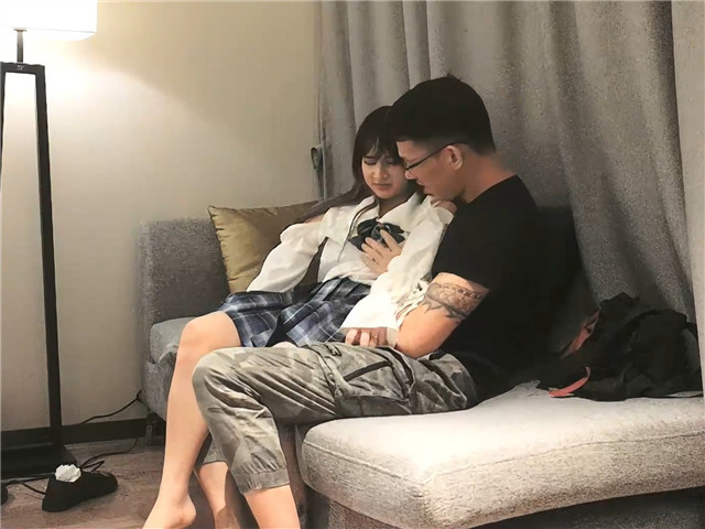 千人斩寻欢鸭哥再约萌妹子啪啪�