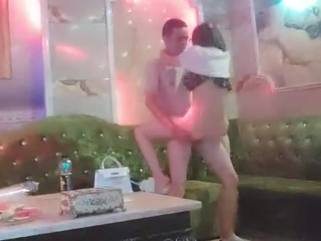 一曲《大风吹》氛围拉满 