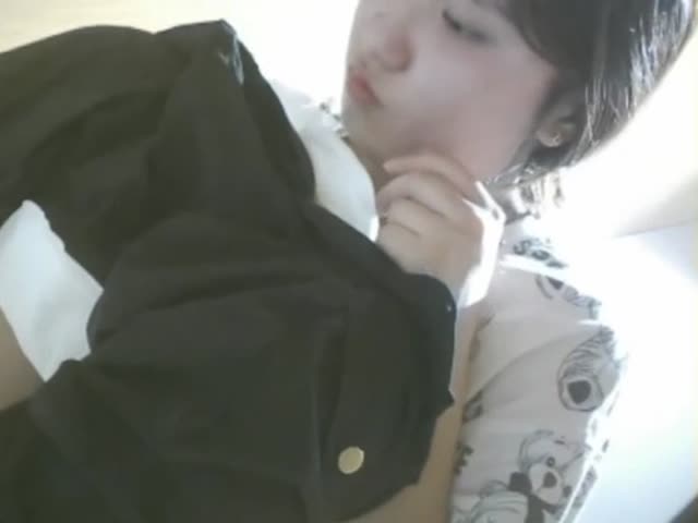 【极品厕拍】美女降临 顶级时尚女神范《震撼全景》