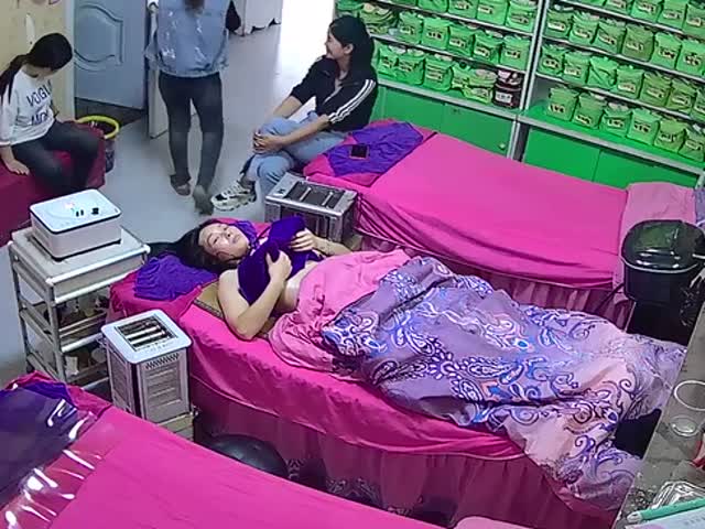九月最新黑客破解【稀缺美容院摄像头】
