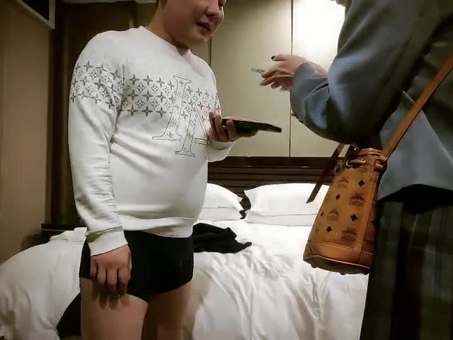 赵总极品寻花酒店深夜约外围