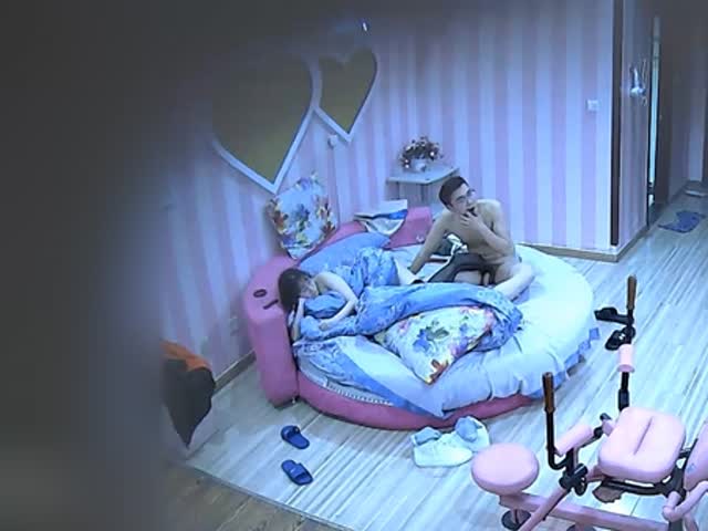 在炮房和气质文雅的漂亮妹子来一场�