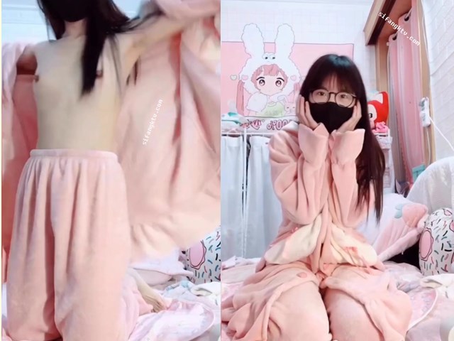 【眼镜萌妹】来姨妈了，还紫薇