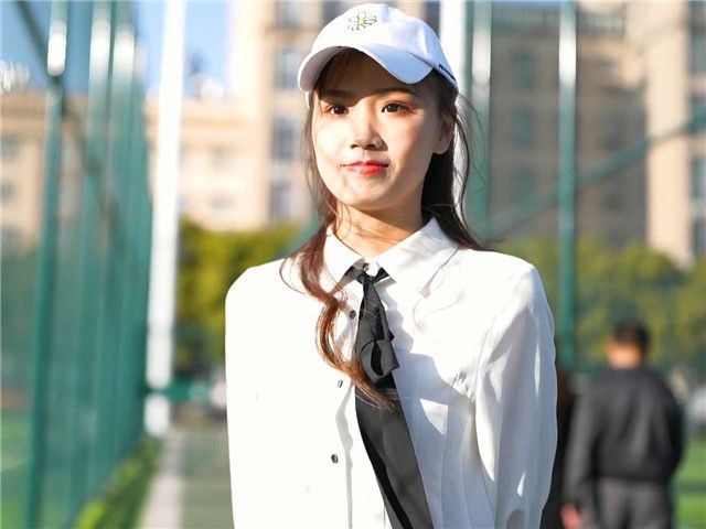 国产AV剧情那些年一起追过的女孩�