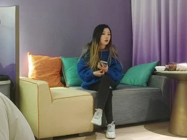 探花界劳模,23岁兼职小姐姐�