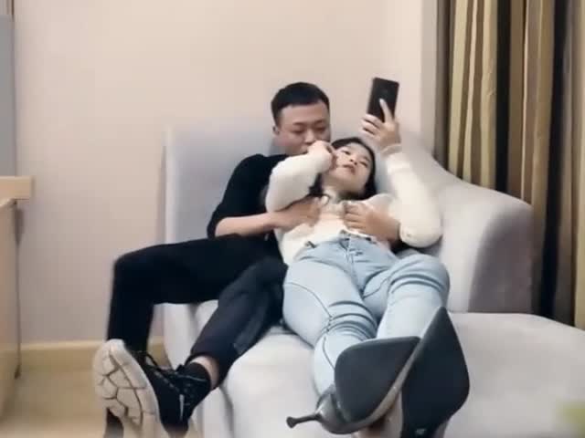 苗条大长腿高颜值妹子�