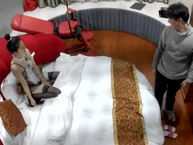 2022-1-18 最新流出酒店情趣大圆床�