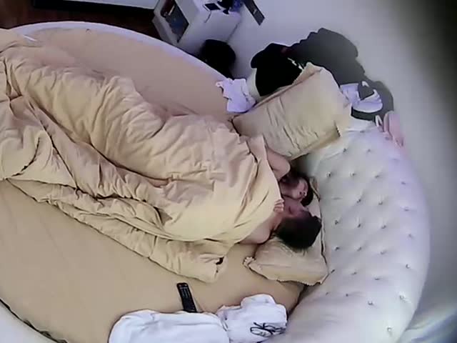 2022-03-04摄像头聚会后开房