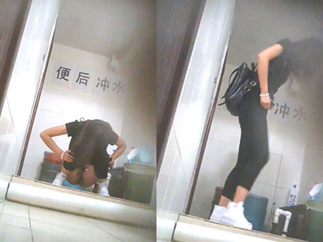 ｛浪漫完美厕拍｝各色年龄美女们