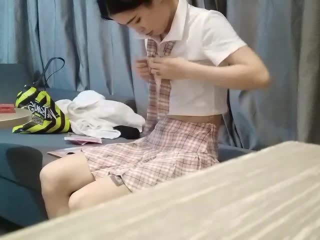 小萝莉骚穴,捆绑式后入,高抬腿抠穴暴插�