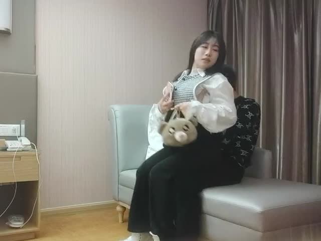 高品质探花,甜美活力小妹妹,苗条身材吸吮舔屌�