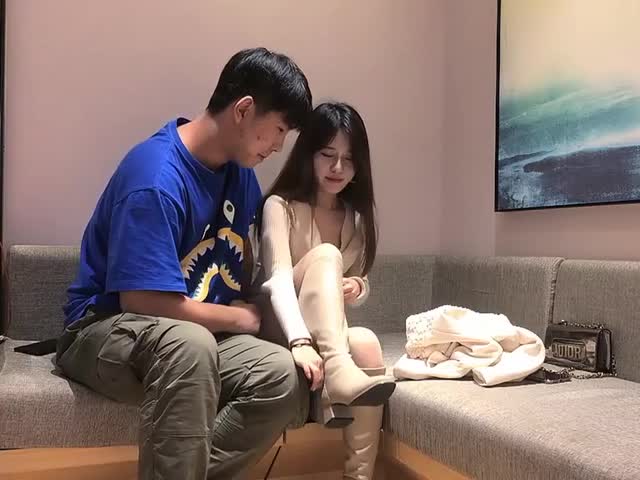 5000约极品明星脸女神,兼职平面模特,高颜值好身材�