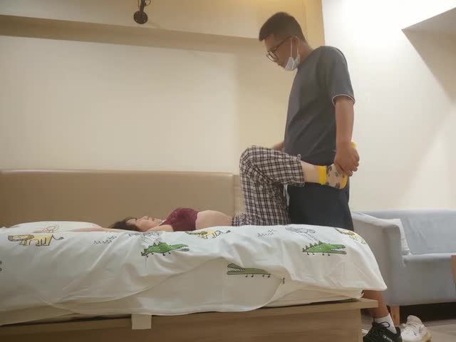 探花新出猛将,21岁青春小嫩妹�