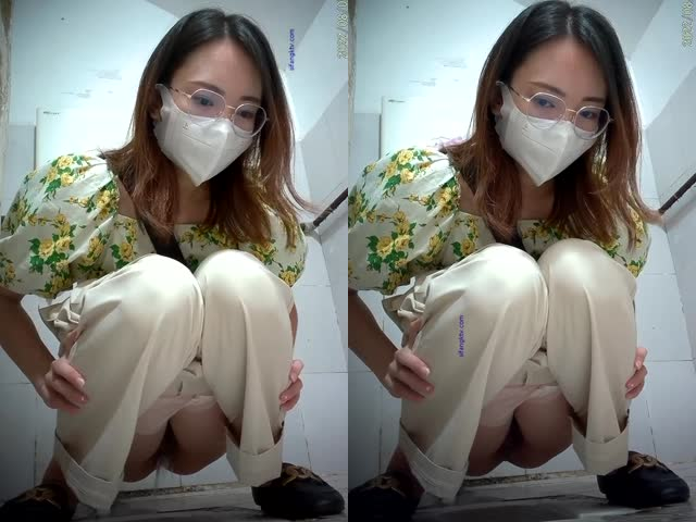 全景厕所偷拍系列...
