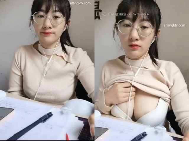 贵在真实，文科生毕业的四眼美女老师�