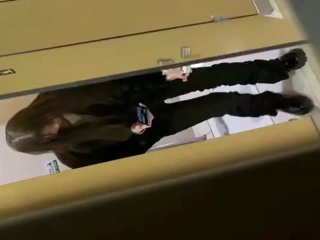 餐饮店女厕所偷拍�