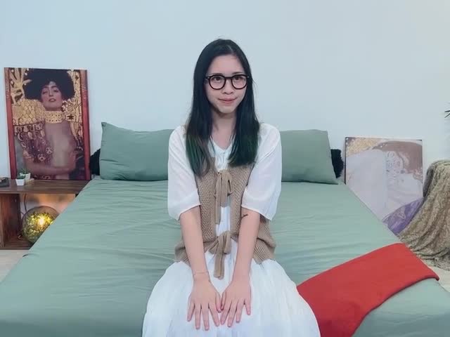 极品气质白虎粉穴女孩�