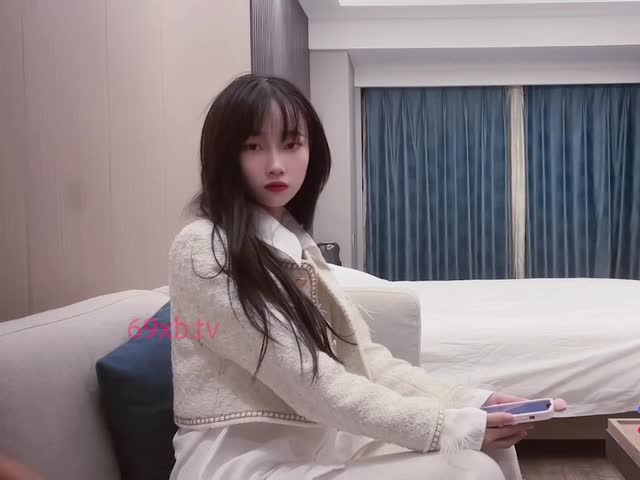 探花酒店约操高颜值美院兼职大学生�