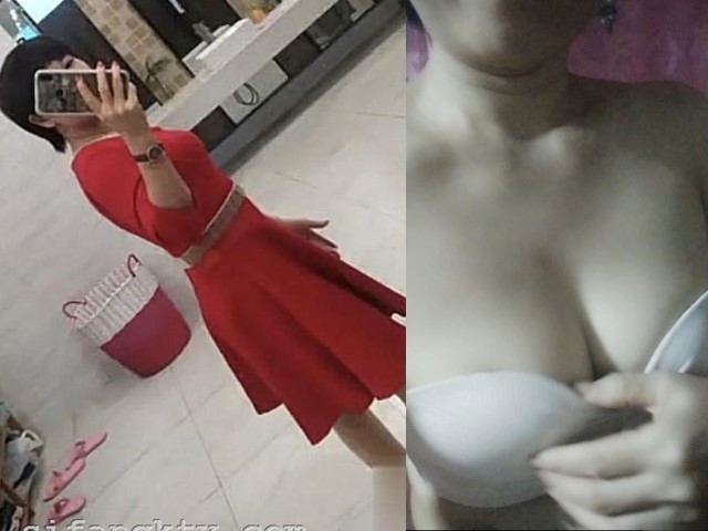 乱伦亲妈！爸爸腰不好，搞到妈�