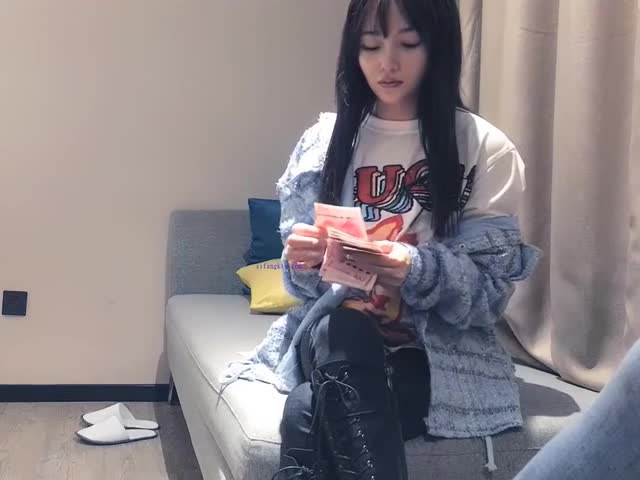 老狼高端外围约性感小兔兔情趣装诱惑�