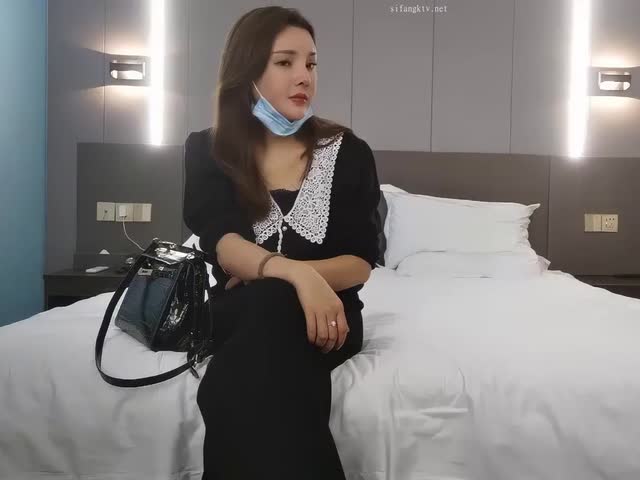 【666小祁探花】深夜场性感黑衣大长腿妹子啪啪�