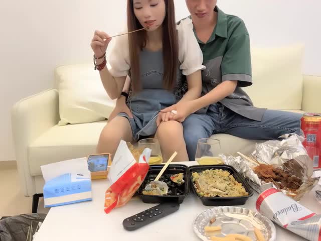 【瘦猴先生探花】，新人良家，小姐姐挺漂亮�